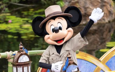 Meet Favorite Disney Pals at Adventurers Outpost