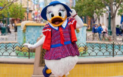 Meet Disney Pals on Buena Vista Street