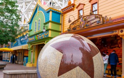 Games of Pixar Pier
