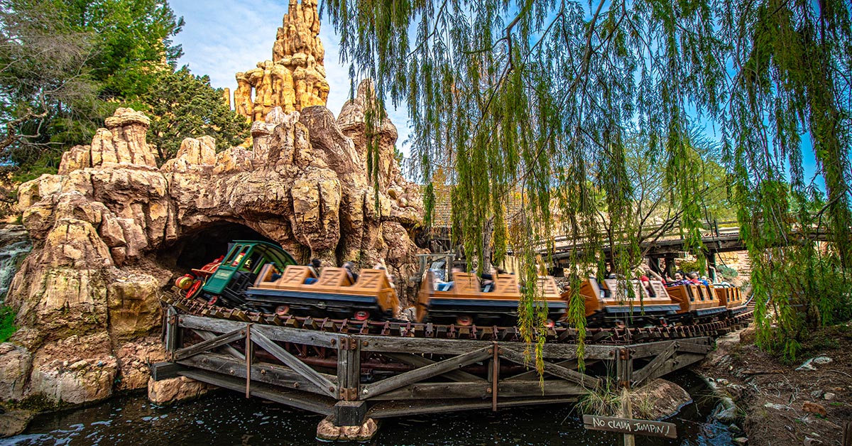 ropedropguide_dlr_bigthundermountain (FI) Big Thunder Mountain Railroad at Disneyland Park