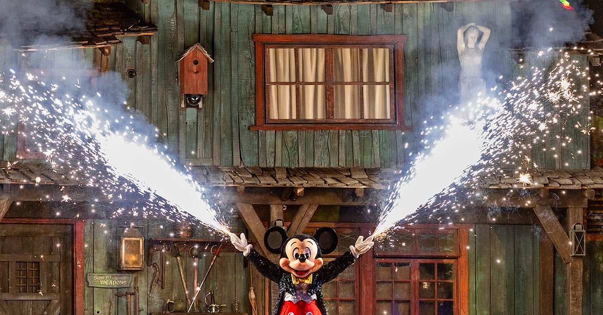 Fantasmic! at Disneyland
