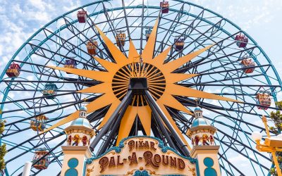 Pixar Pal-A-Round – Swinging