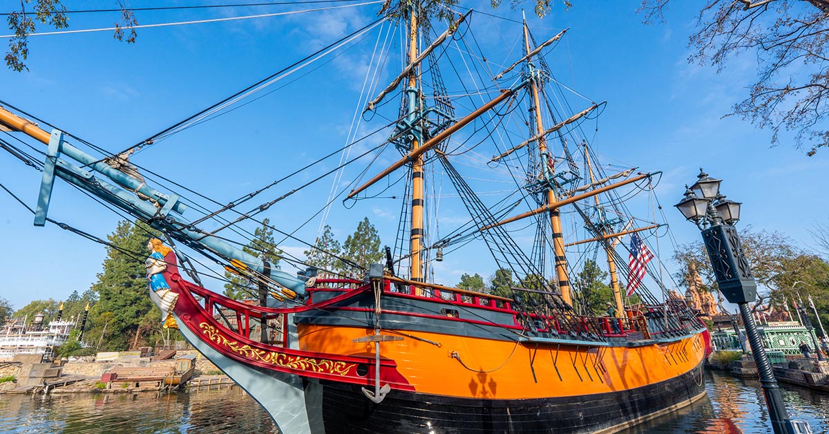 ropedropguide_dlr_sailingshipcolumbia Sailing Ship Columbia at Disneyland