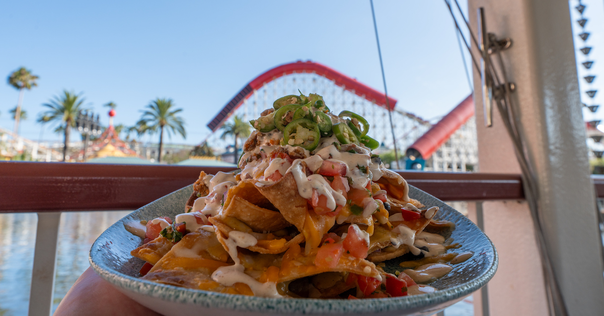071223_California-Adventure_Pixar-Pier_Lamplight-Lounge_Lobster-Nachos04_Danny-Shuster (FI) Disneyland dining reservations, lobster nachos at Lamplight Lounge by the Incredicoaster