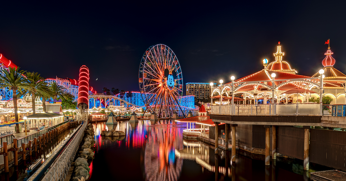 Lamplight Lounge - Boardwalk Dining, Pixar Pier at night