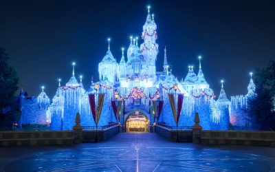 A Complete Guide to the Holidays at Disneyland