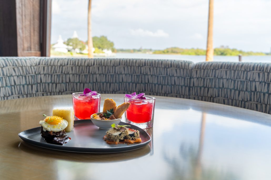 island tower, wailulu bar & grill