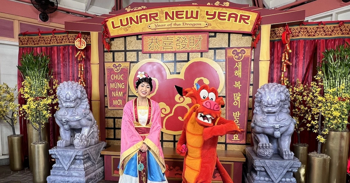 012324_California-Adventure_Paradise-Gardens_Mulan-Mushu-09_Heather-Adams (FI) Mulan and Mushu at California Adventure, Lunar New Year Celebration at Disneyland Resort