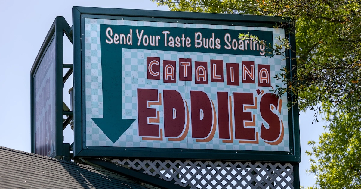 022424_Hollywood-Studios_Catalina-Eddies-Detail-01_Marisa-Alvarado (FI) Catalina Eddie's at Disney's Hollywood Studios