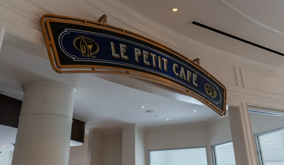 Le Petit Café