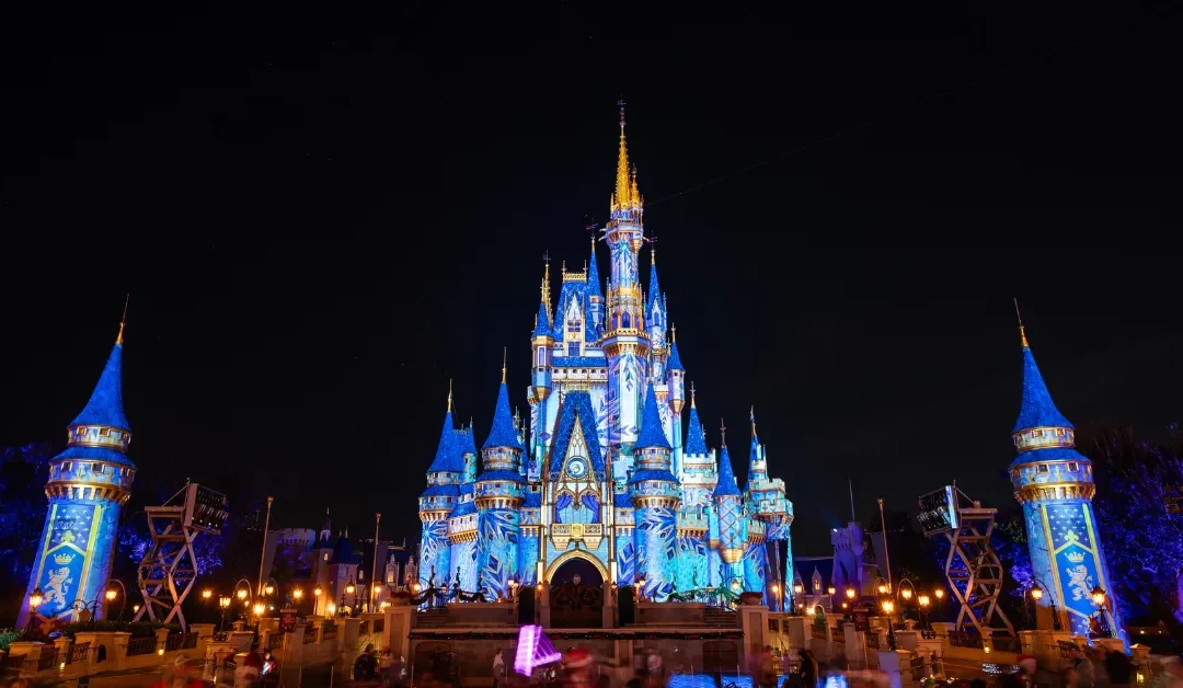 Parents Who Brag About Doing “Everything” at Disney Are Lying