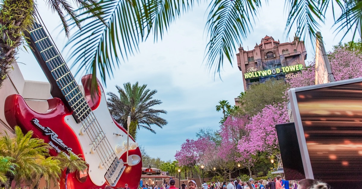 Laurie–2 (FI) Rock 'n' Roller Coaster and Tower of Terror on Sunset Boulevard