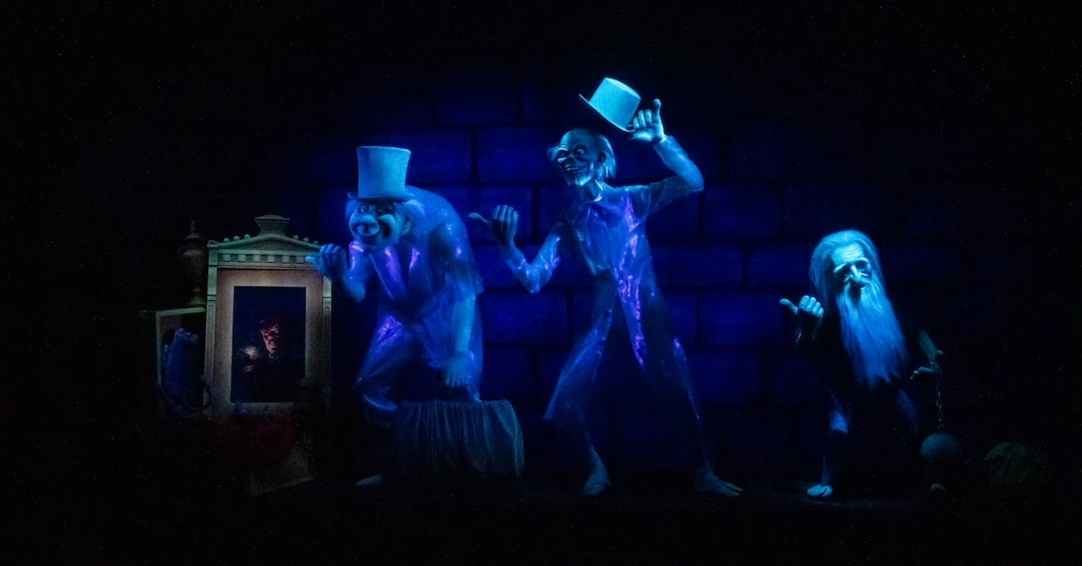 Haunted Mansion, hitchhiking ghosts on ride